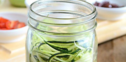 Mason Jar Zucchini Pasta Salad