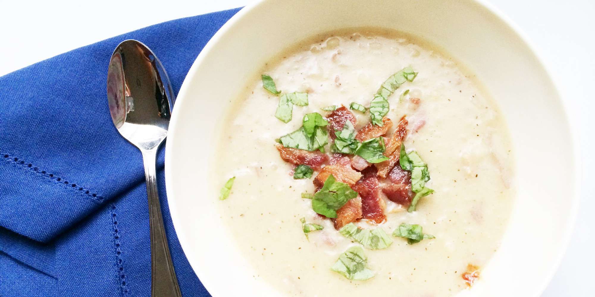 Creamy Potato & Bacon Breakfast Soup