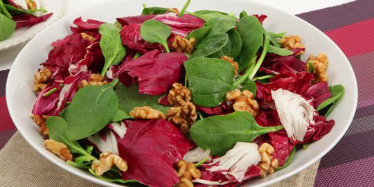 Radicchio, Spinach and Walnut Salad