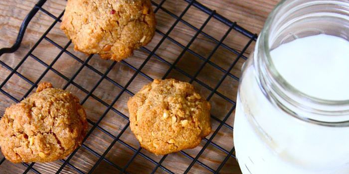 3-Ingredient Peanut Butter Cookies