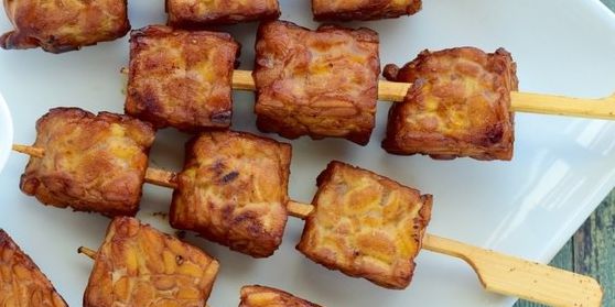 Basic Oven-Baked Marinated Tempeh