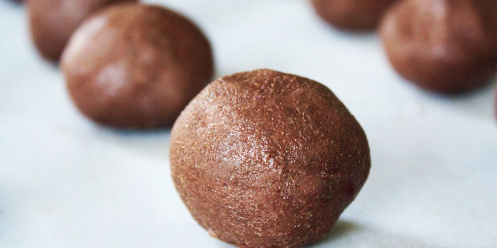 Chocolate Fudge Fat Bombs (keto)