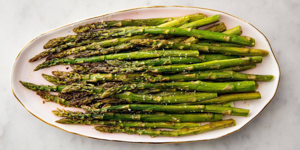 Lemon Garlic Roasted Asparagus