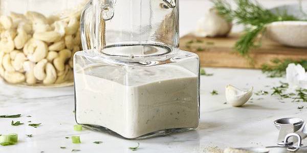 Homemade Ranch Dressing by Blender Girl