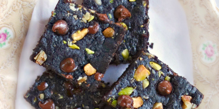 Tiger Nut Flour Brownies {paleo & vegan}