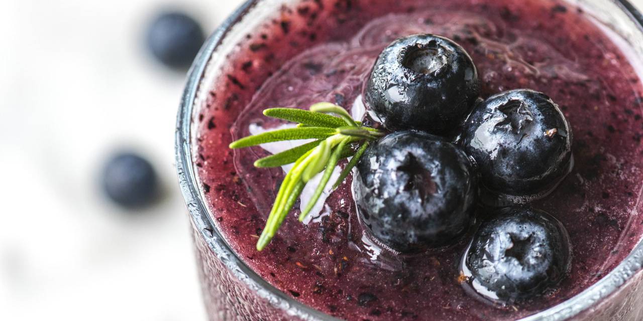 Blueberry Green Smoothie