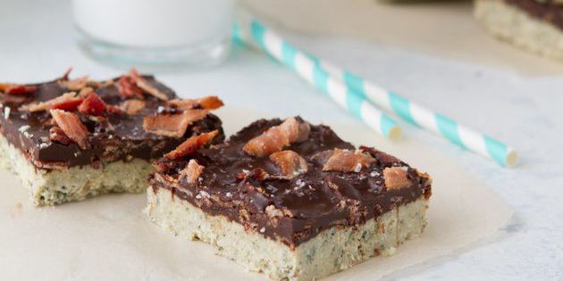 N’Oatmeal Chocolate Bacon Bars