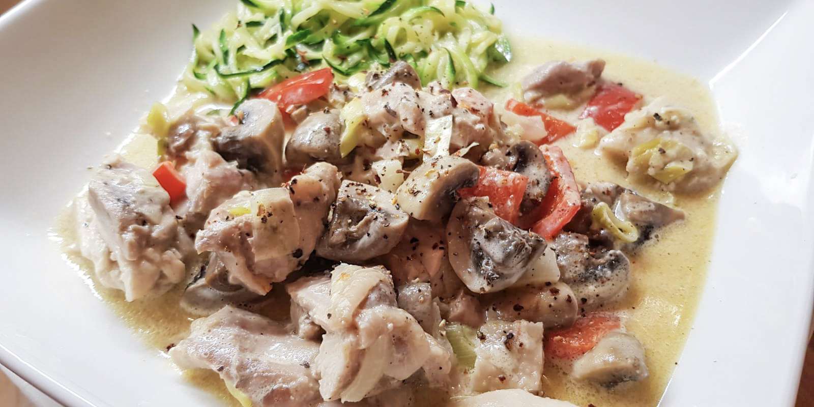 Keto Chicken Á La King & Zoodles