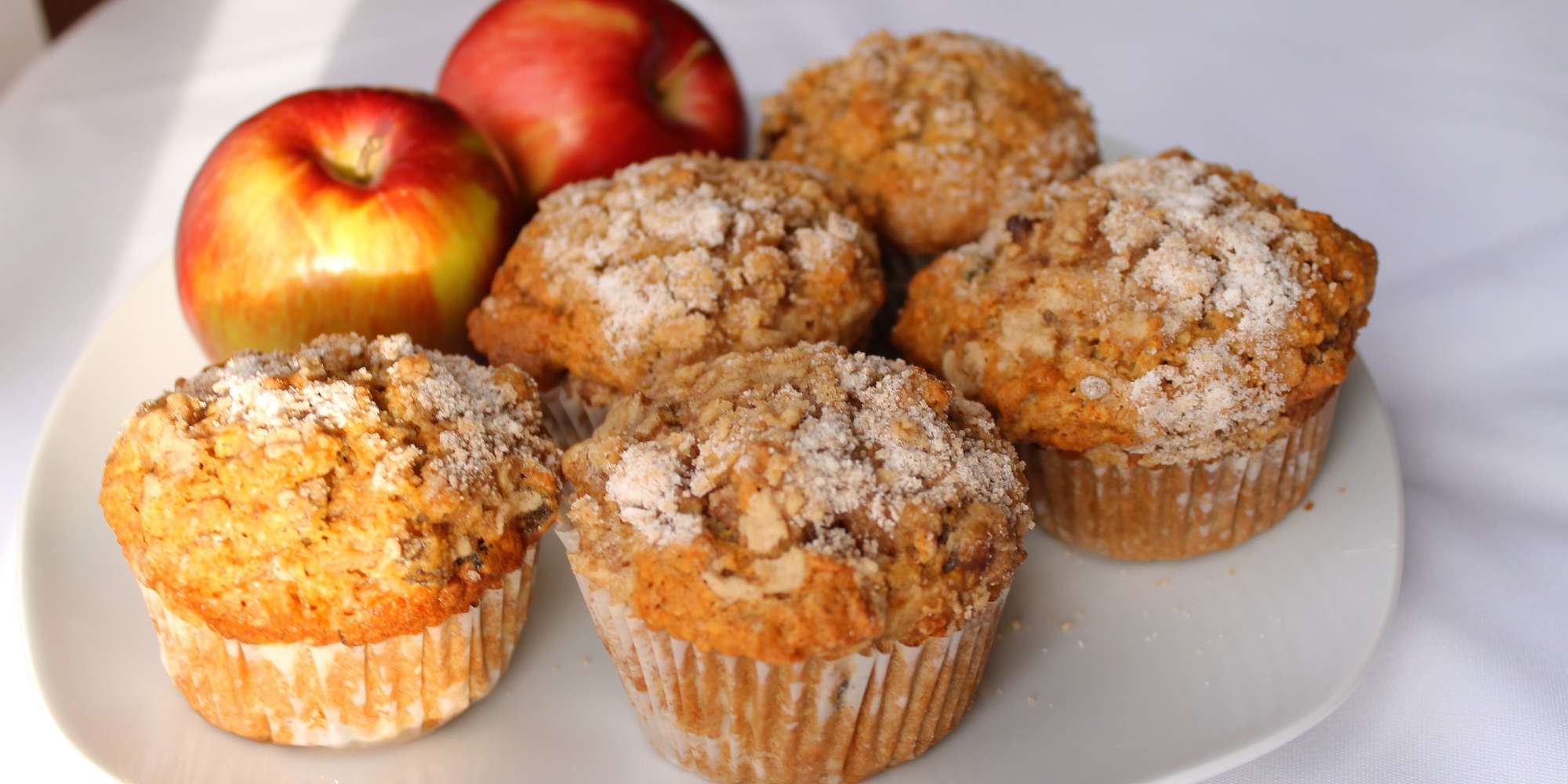 Applesauce Oatmeal Muffins