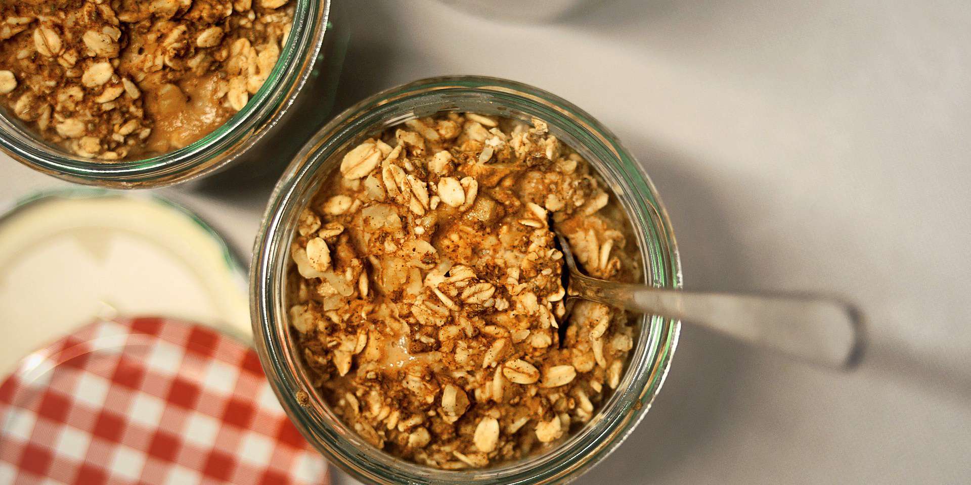 Apple Cinnamon Overnight Oatmeal