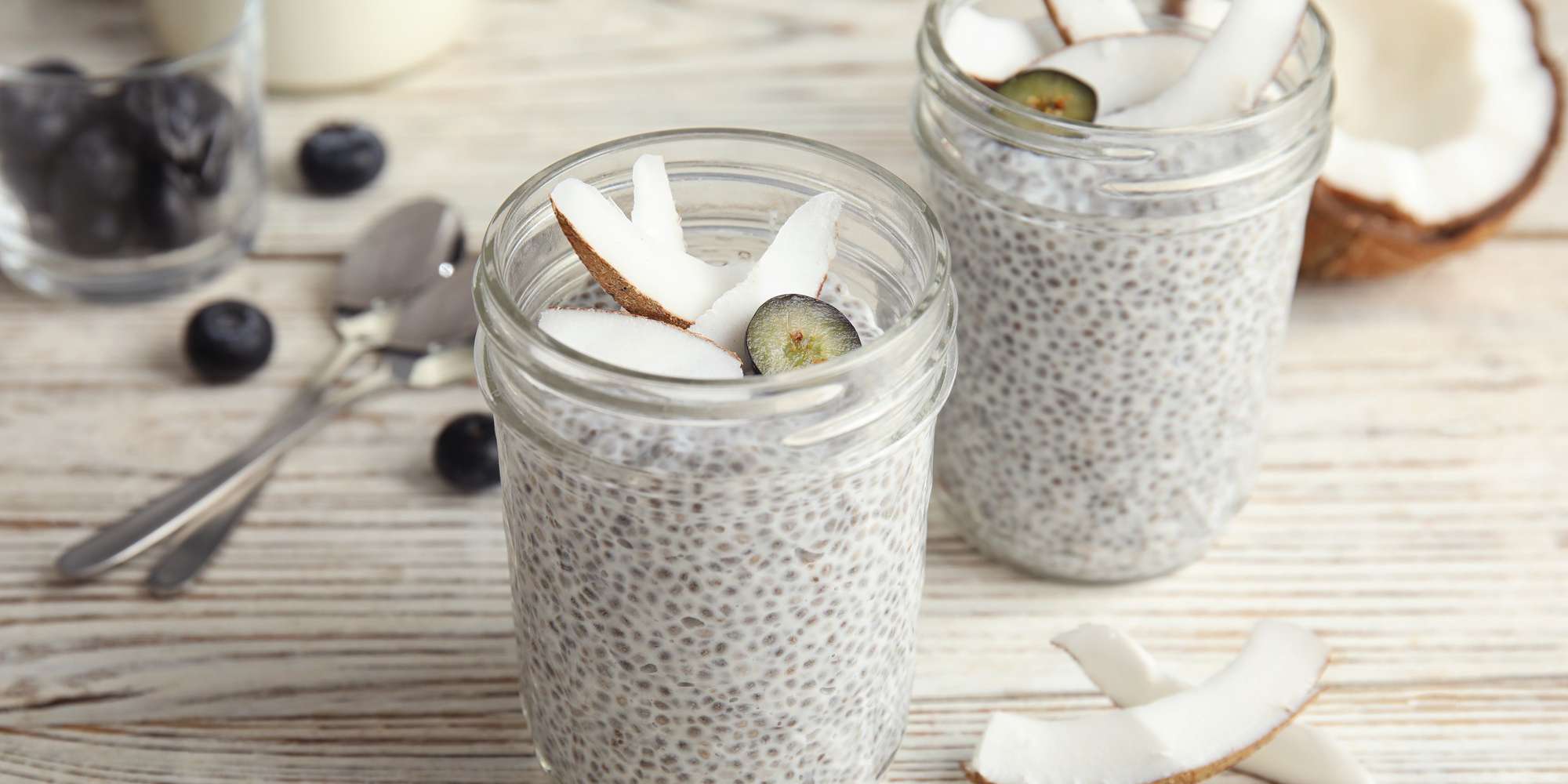 Low-carb chia pudding