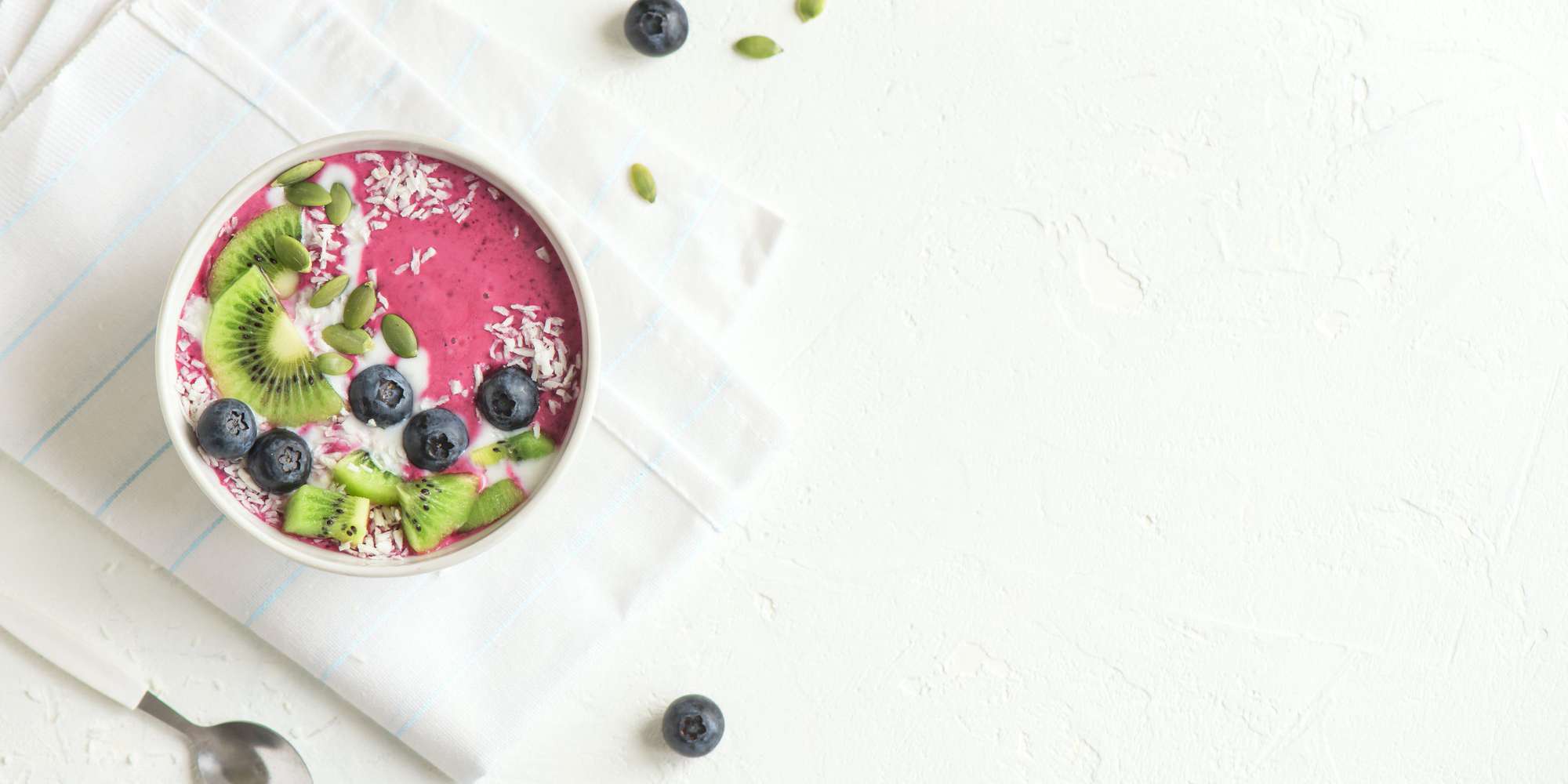 Pomegranate Berry Smoothie Bowl