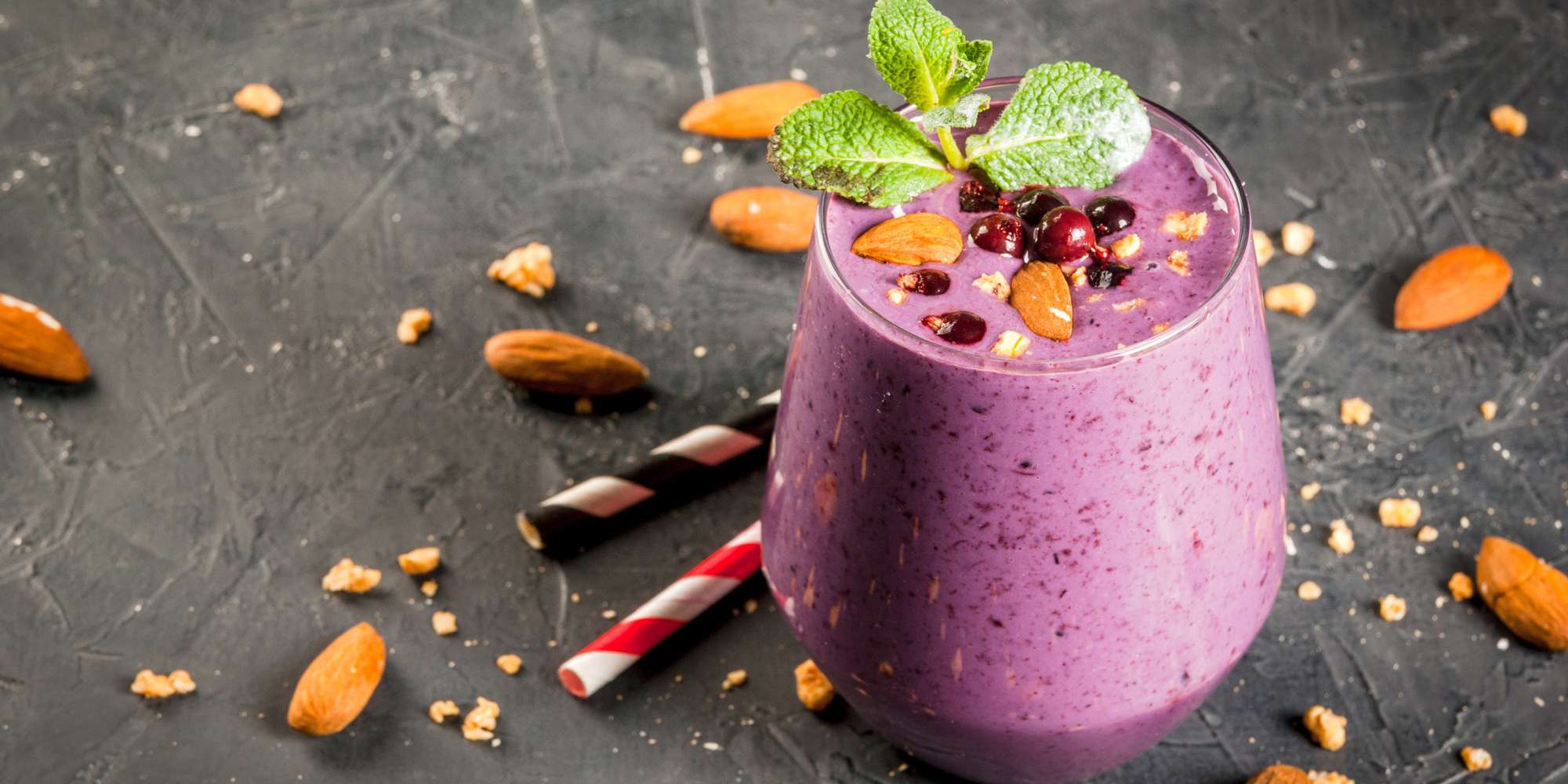 Blueberry Almond Smoothie