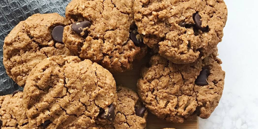 Almond Butter Oat Cookies