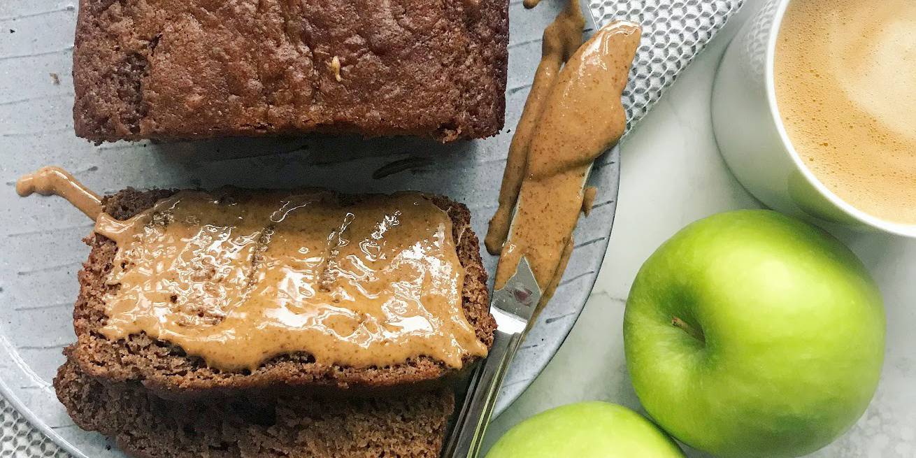 Cinnamon Applesauce Bread