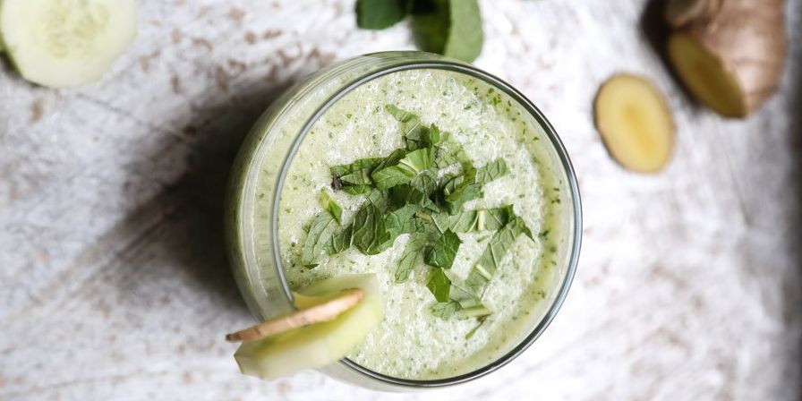 Pineapple Smoothie with Mint, Ginger & Cucumber