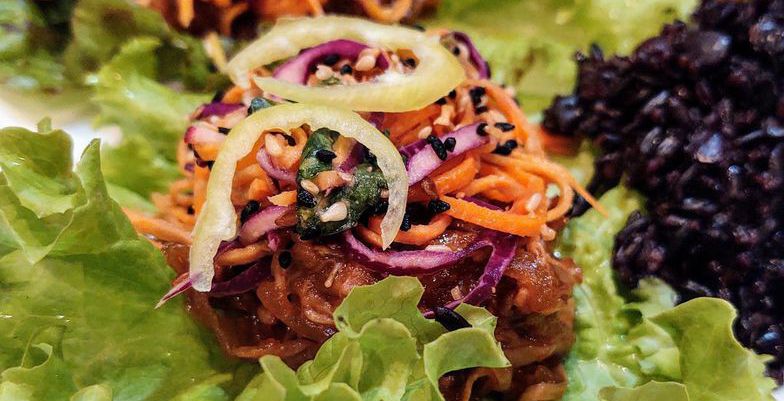 ByziMom's Barbecued Jackfruit Lettuce Wraps