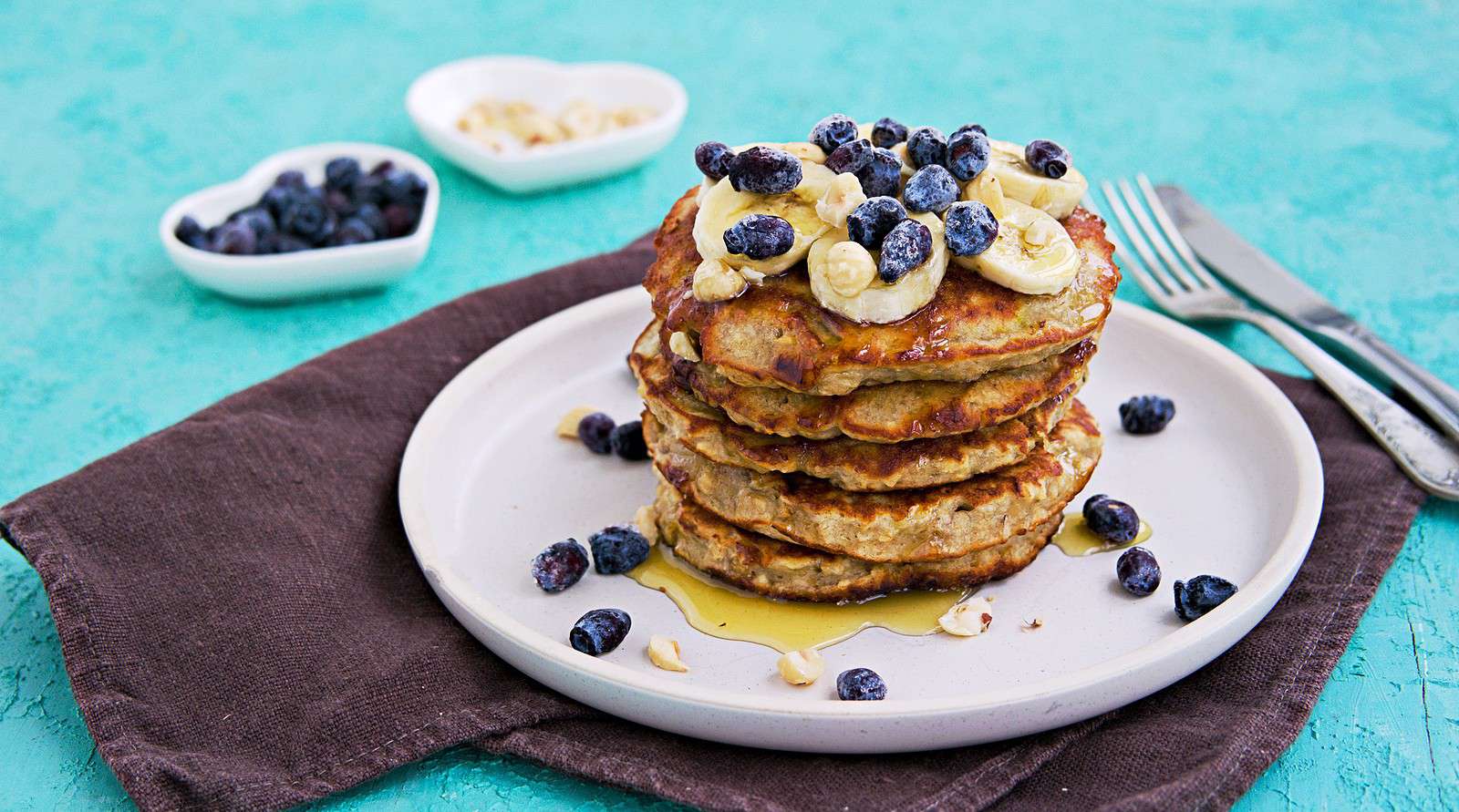 Banana Oatmeal Pancakes