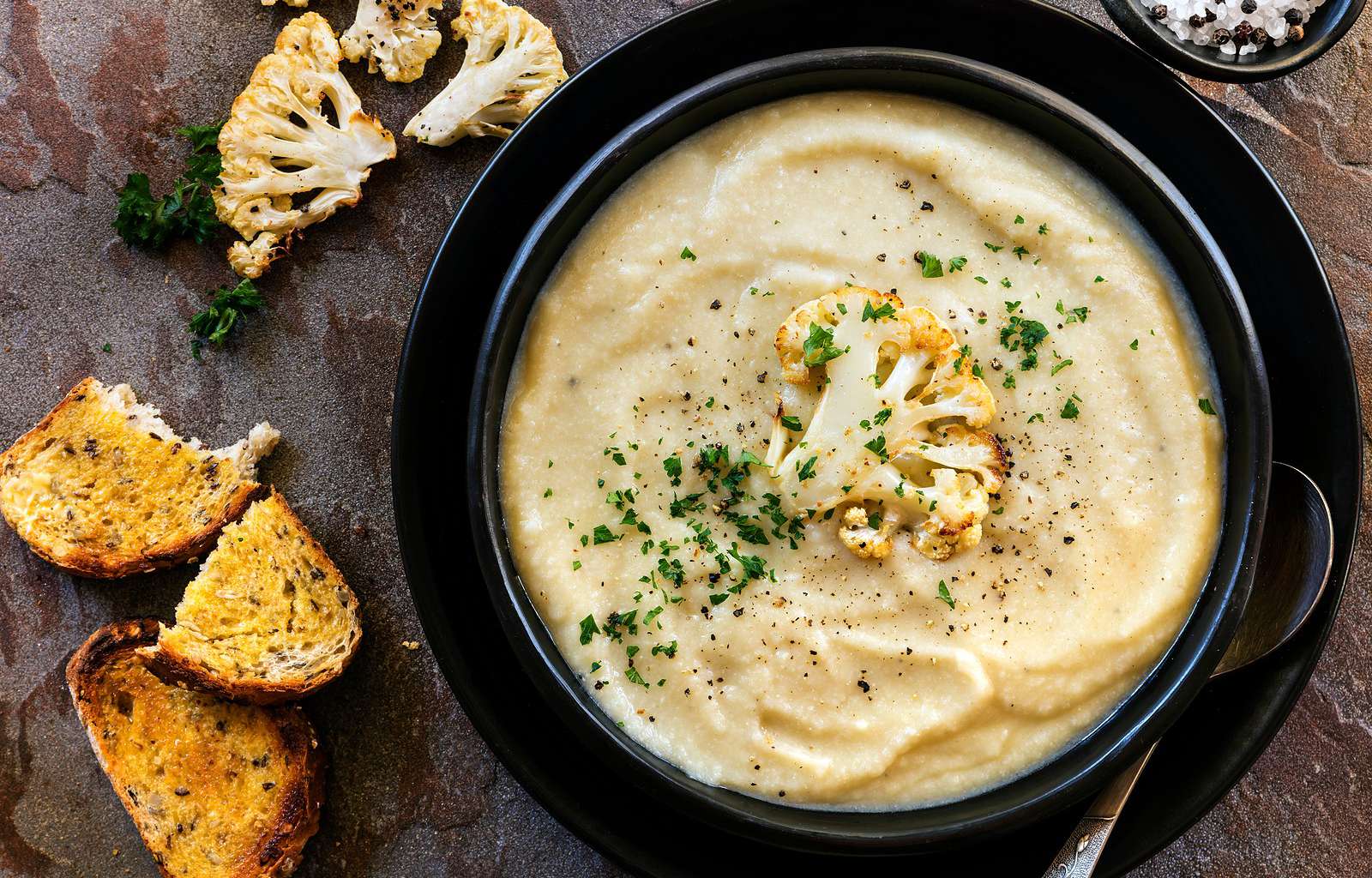 Cheesy Cauliflower Mash