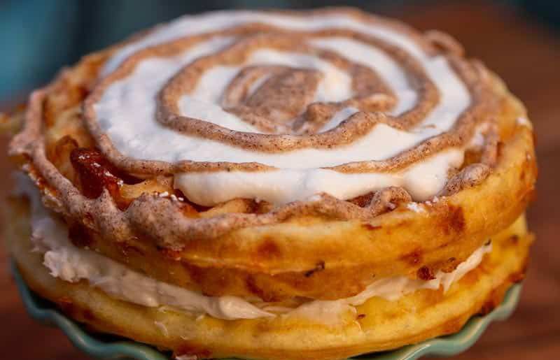 Easy Soft Cinnamon Rolls Chaffle Cake (g)