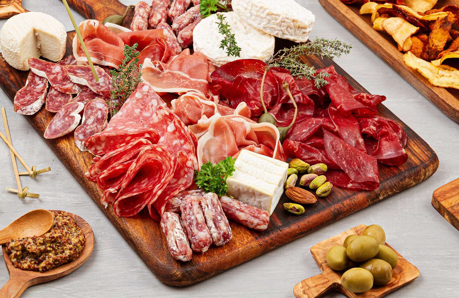 Keto-Friendly Charcuterie Board