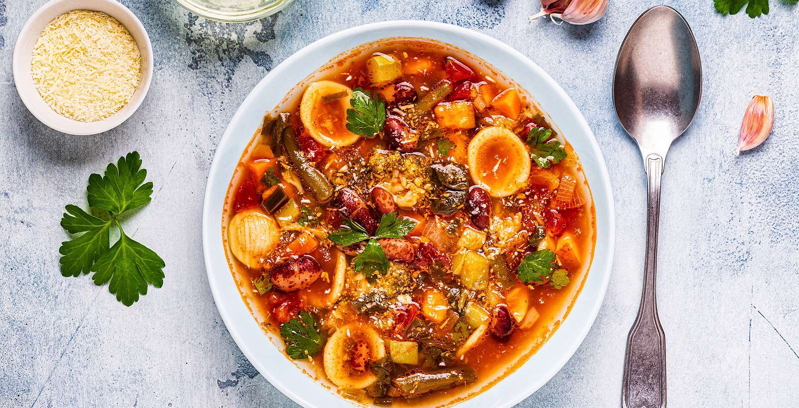 Homemade Slow-Cooker Minestrone Soup