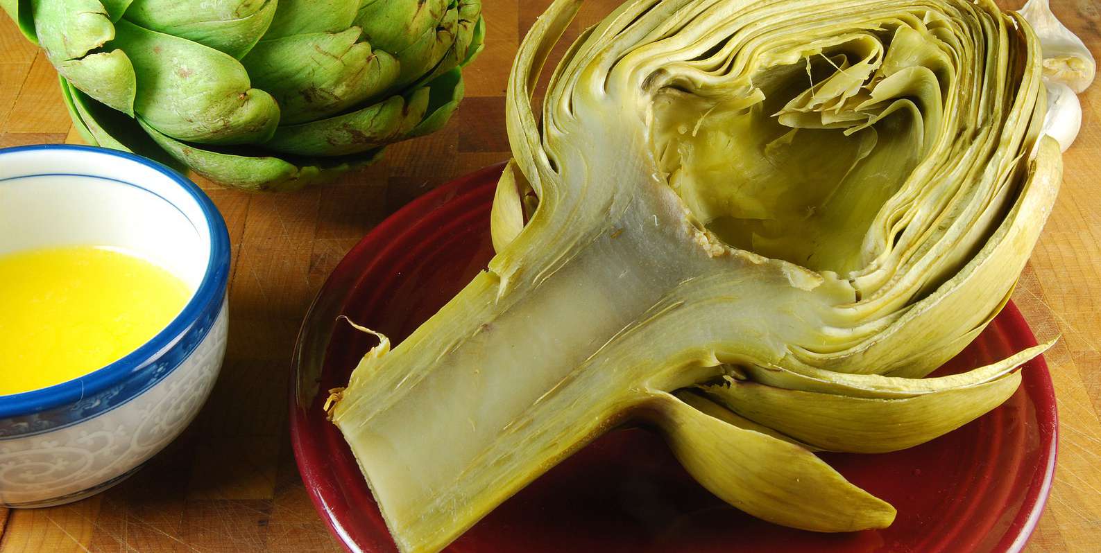 Steamed Artichokes with Garlic Butter