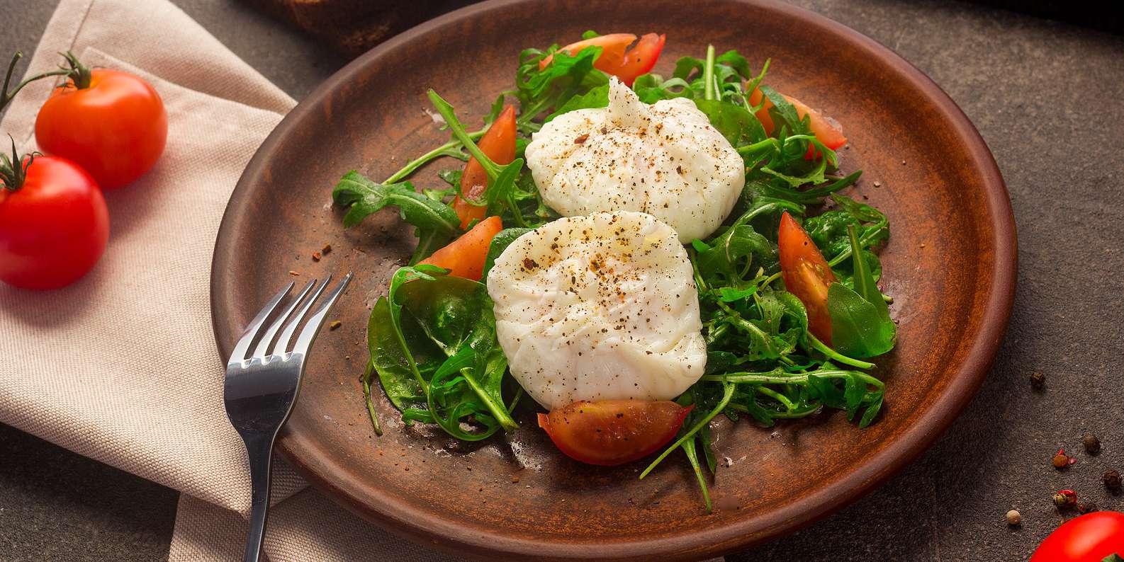 Poached Eggs Over Spinach