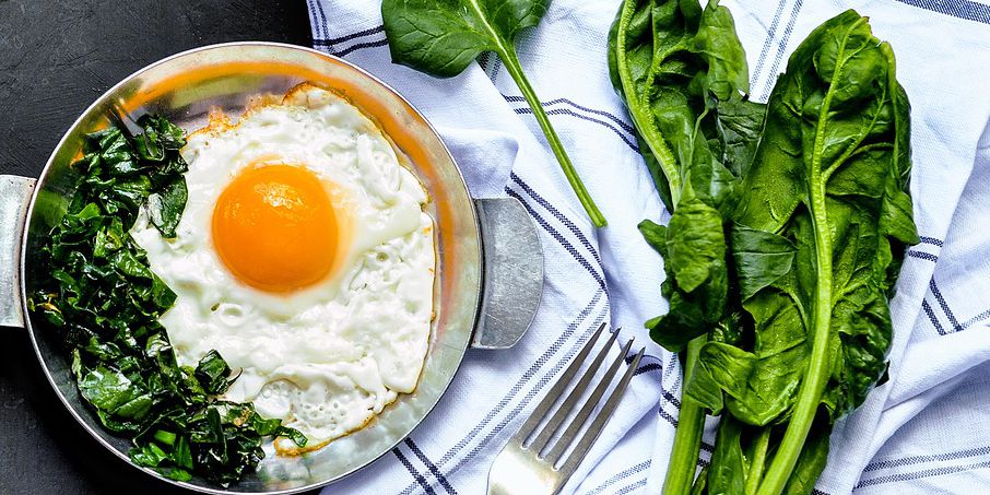 Keto Baked Eggs with Spinach & Garlic Yogurt