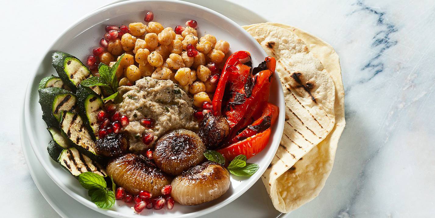 Spicy Chickpea Buddha Bowl