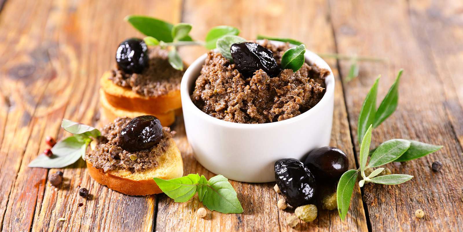 Easy Garlic & Parsley Tapenade