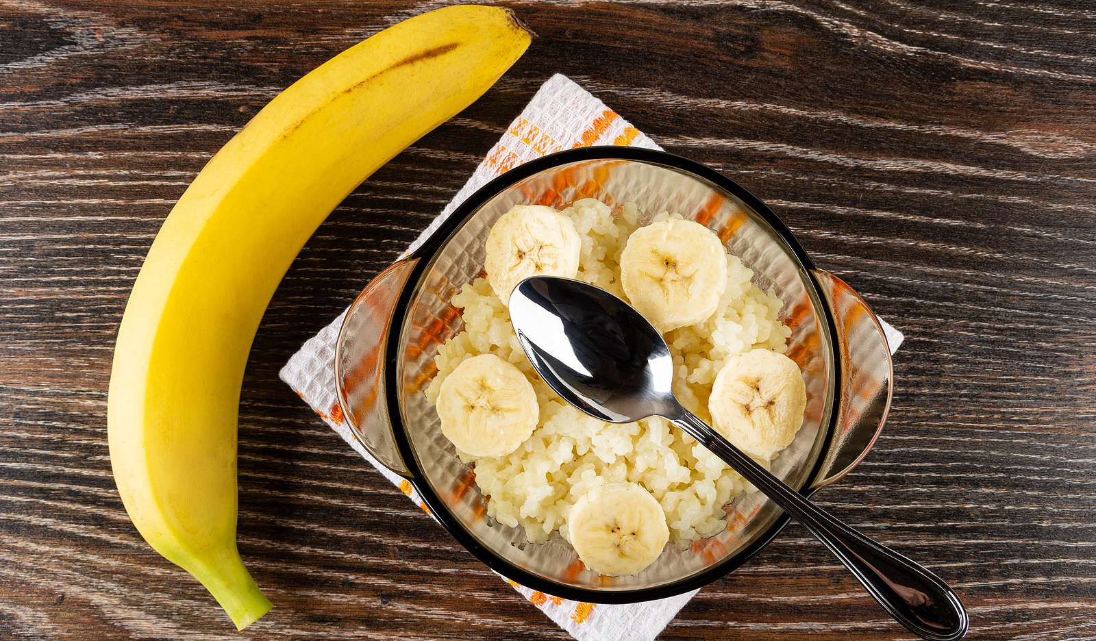 Cinnamon Raisin Brown Rice Porridge