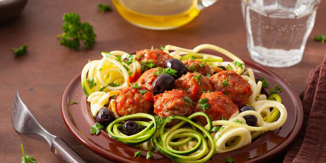 Zoodles & Meatballs