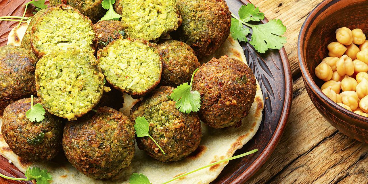 Healthy Falafel Wraps