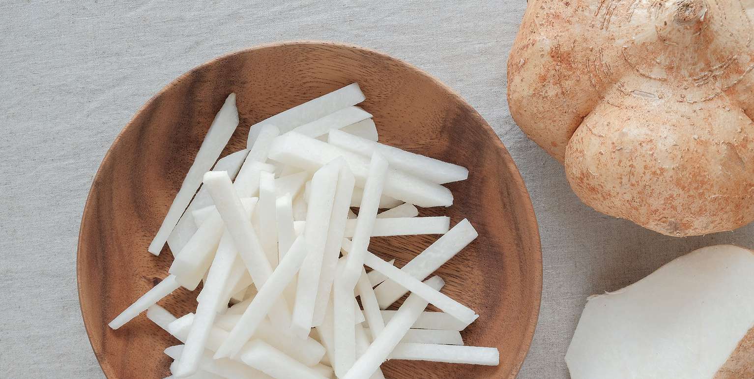 Jicama, Pear, and Mint Salad