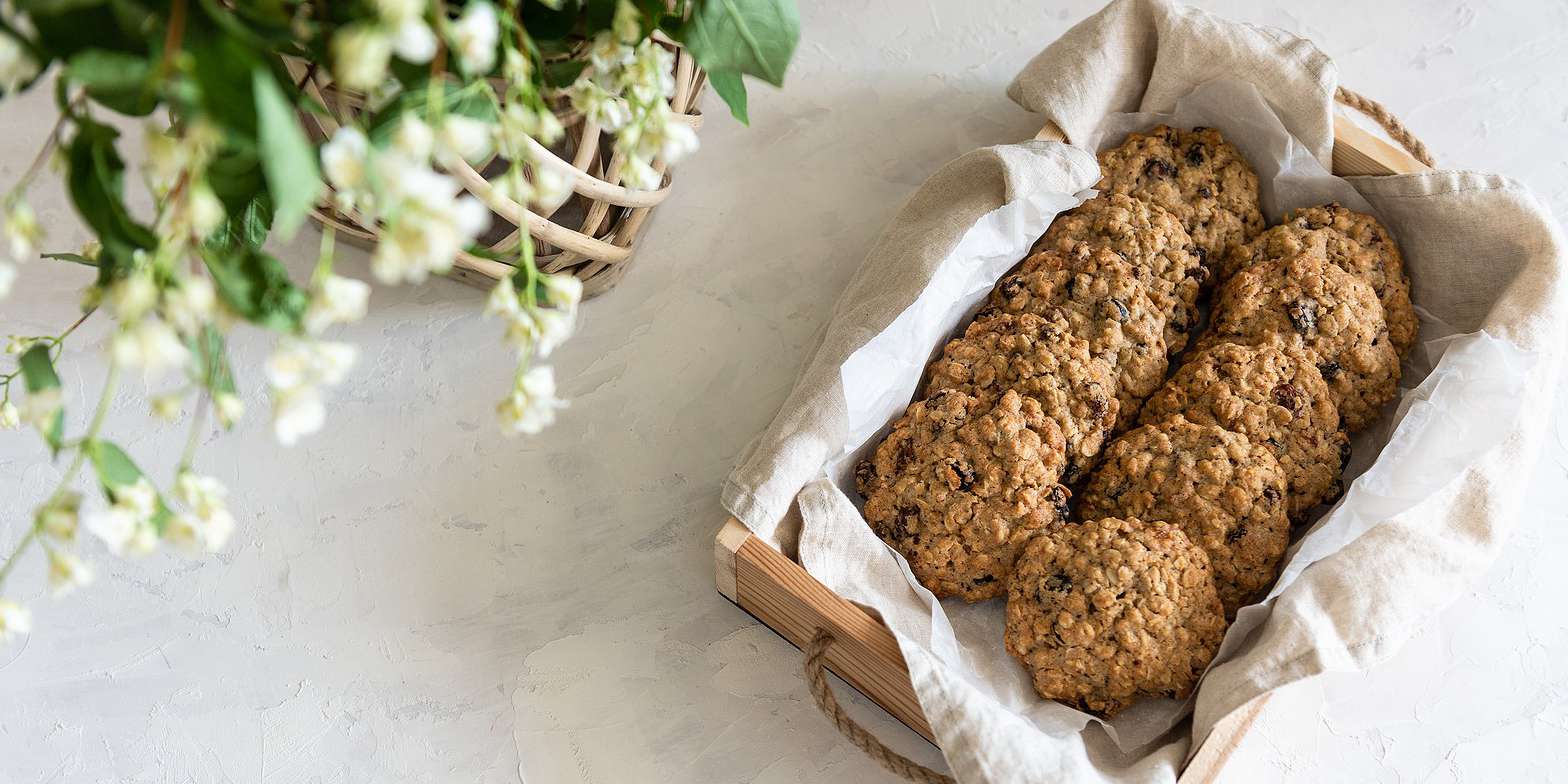 Oatmeal Carrot Cake Cookies