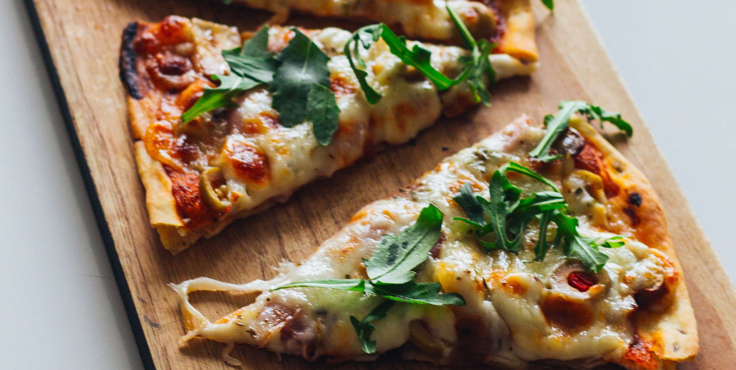 Extragyors szardíniás pizza