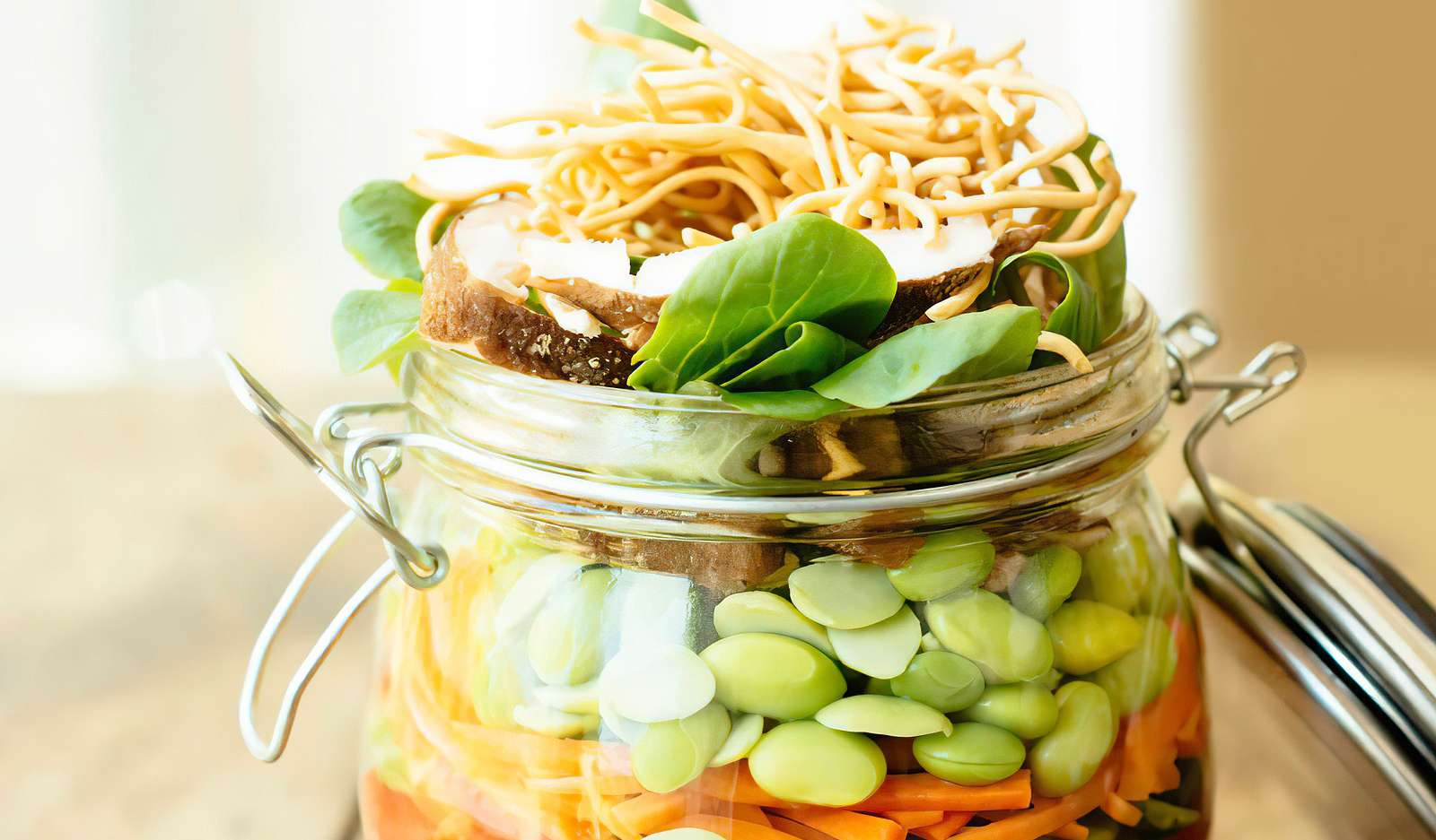 Asian Chicken Mason Jar Salad with Peanut Dressing