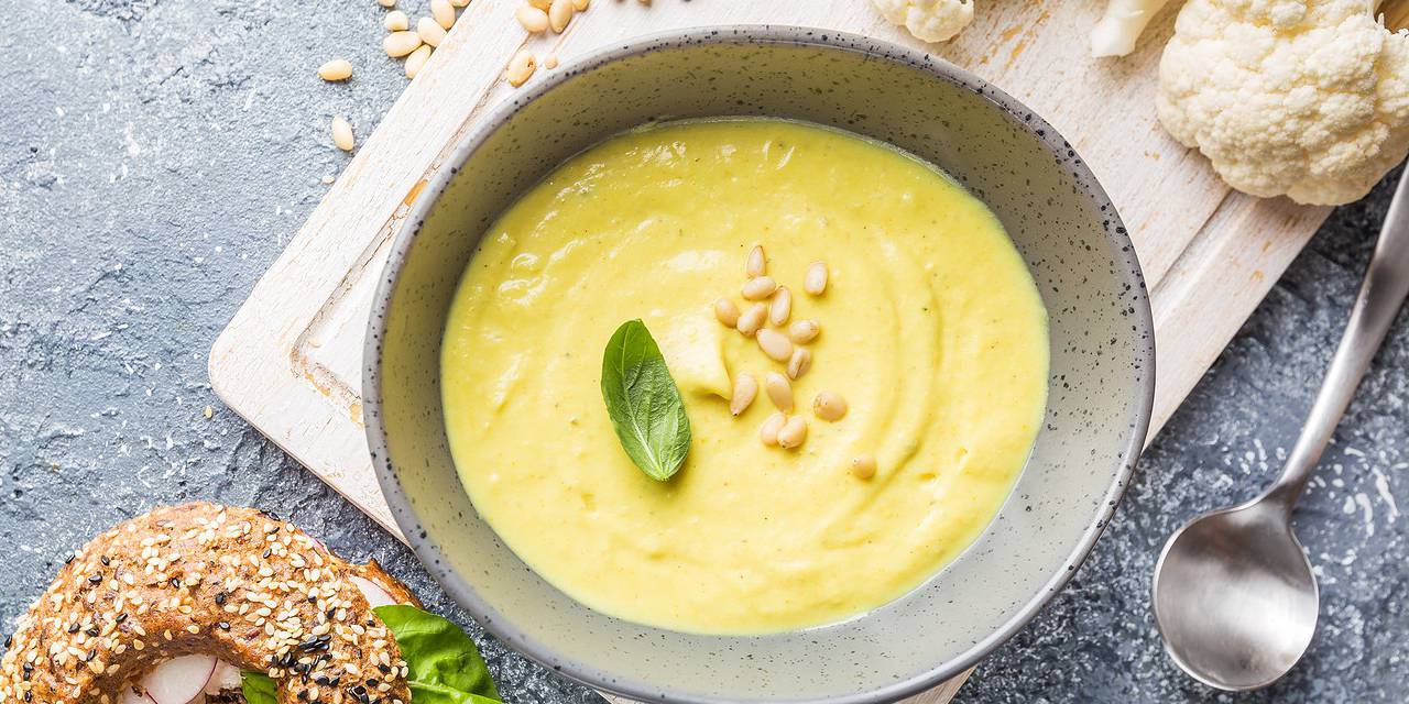 Almond Cauliflower Chilled Soup