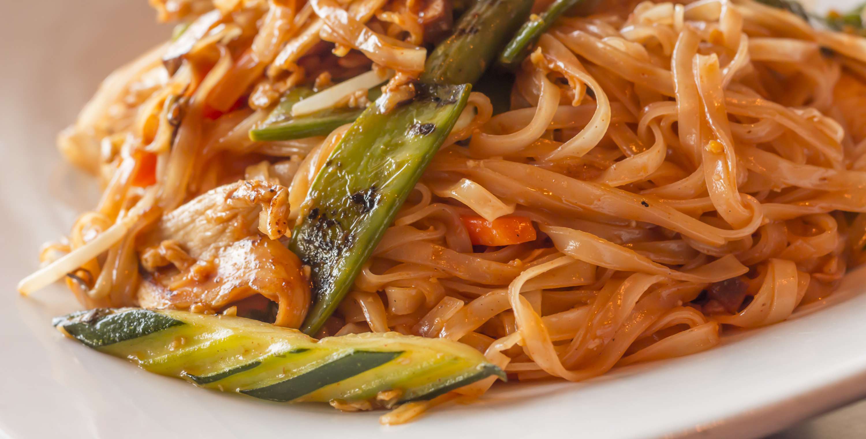 Easy Vegetable Stir Fry with Peanut Sauce