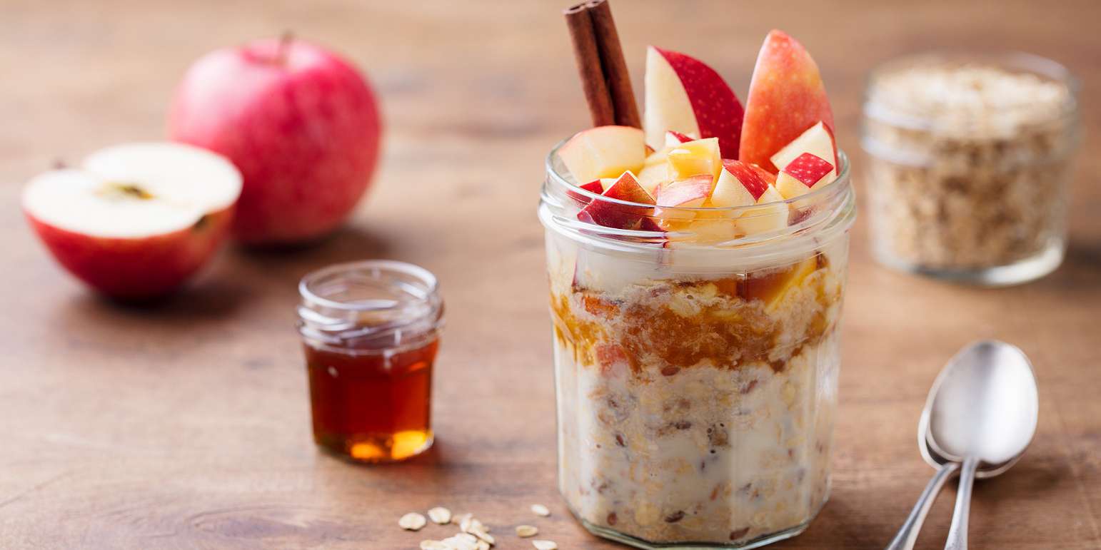 Vegan Apple Cinnamon Overnight Oats