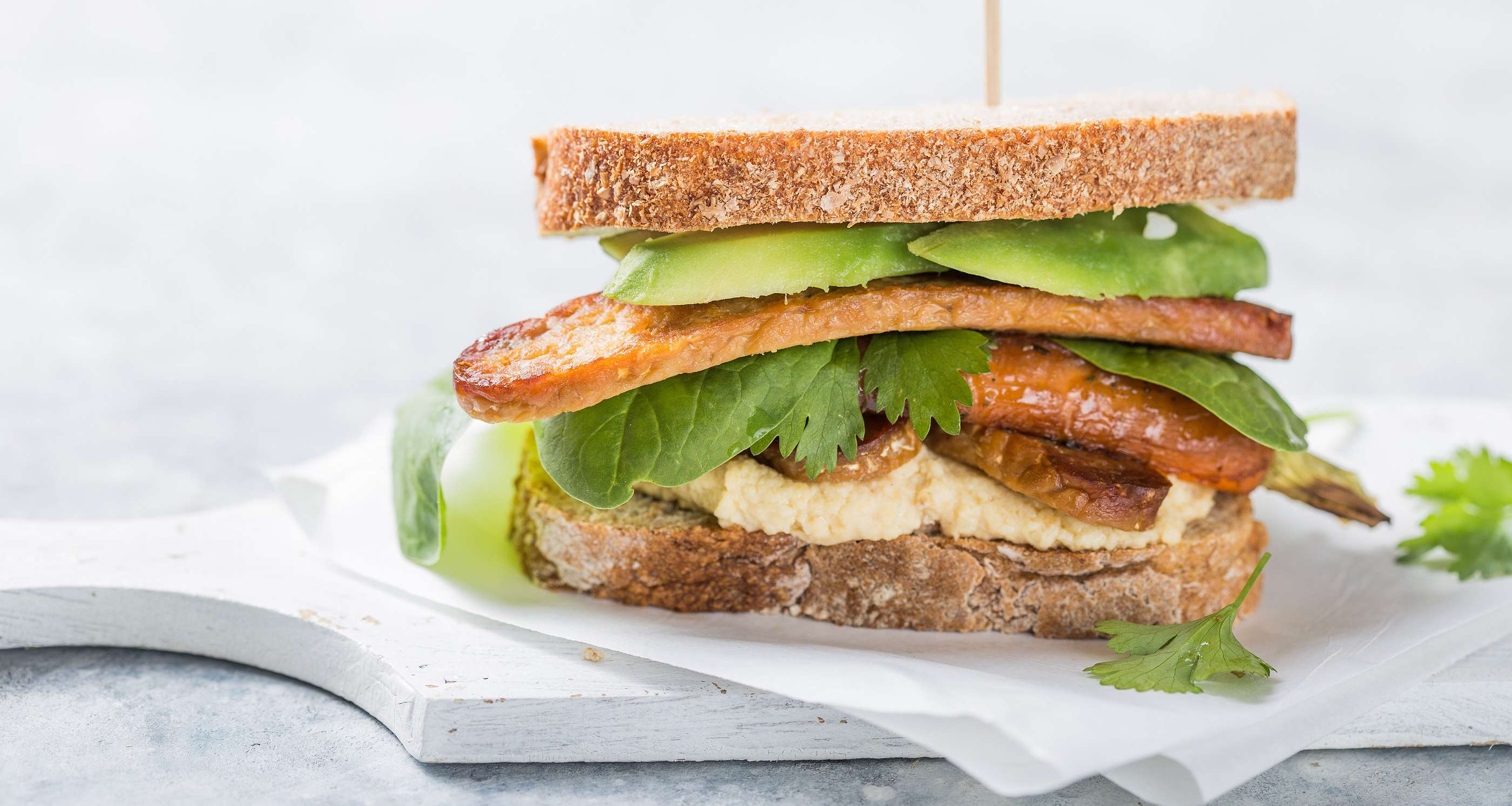 Veggie Sandwich with Tempeh Bacon