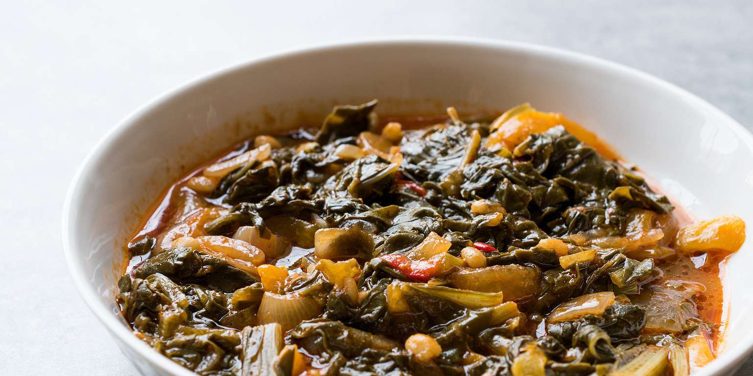 Ghanaian Spinach Stew With Plantains