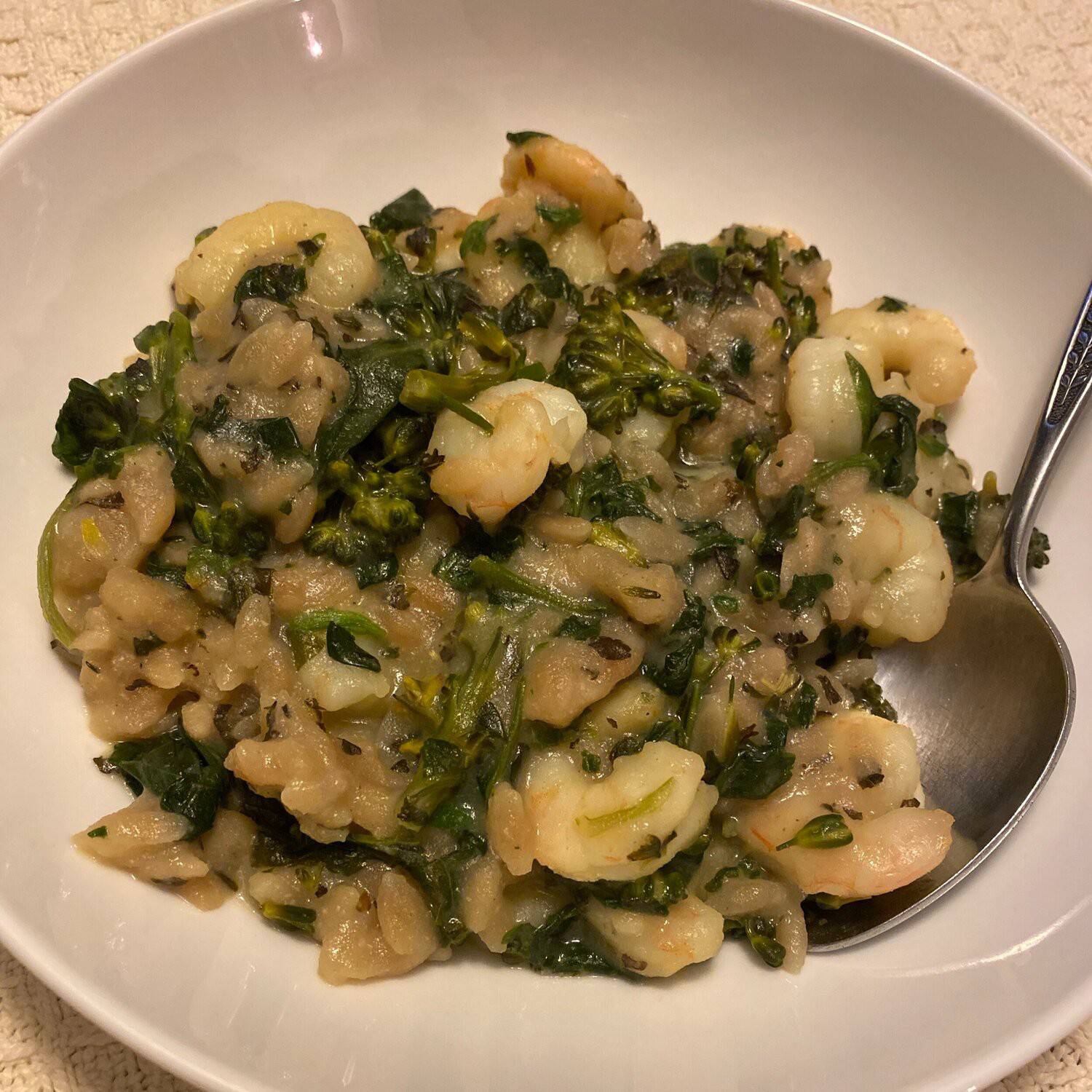 One Pan Orzo with Shrimp and Broccoli