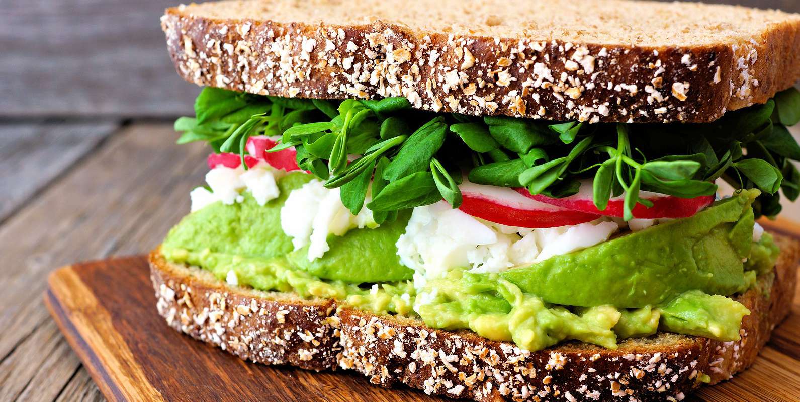 Hummus & Veggie Sandwich