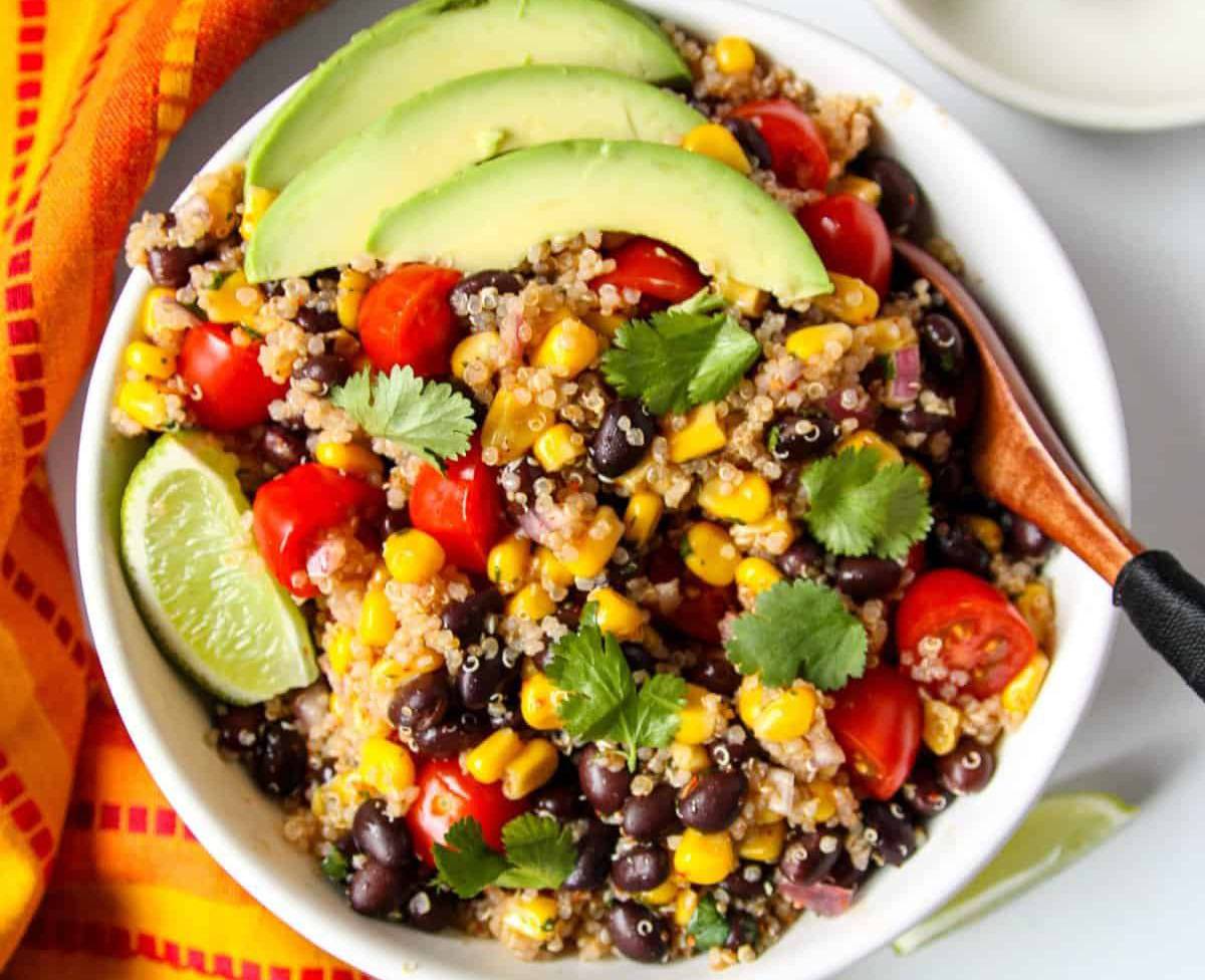 Southwestern Steak Quinoa Bowl