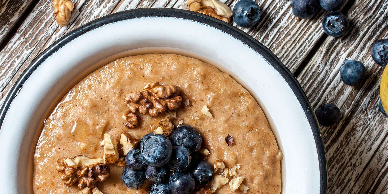 Slow Cooker Maple Brown Sugar Oatmeal